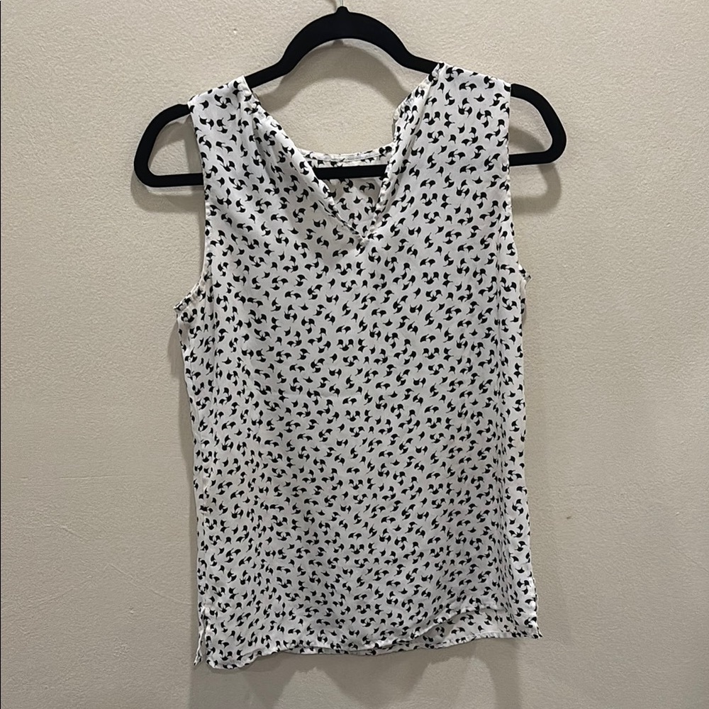 Ann Taylor Black and White Fitted Sleeveless Blouse | Women’s XS